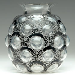 Lalique Vase Antilopes signed R.Lalique