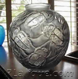 R.Lalique Gros Scarabees Vase Fake - Not by Rene Lalique R.Lalique Gros Scarabees Vase Fake - Not by Rene Lalique