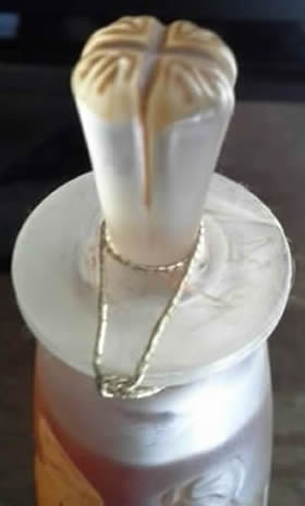 Ambre Ambre Antique Perfume Bottle Copy Top View By Private Portfolio of Rene Lalique Design