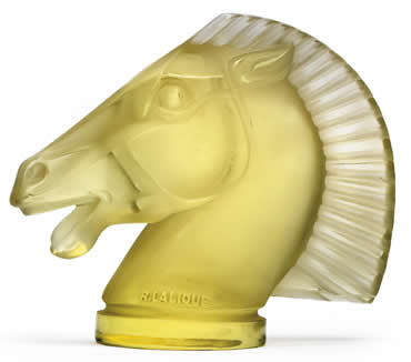 Longchamp Yellow Tinged Car Mascot Longchamp Yellow Tinged Car Mascot