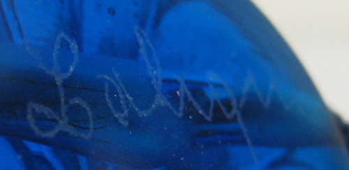 Rene Lalique Signature On A Marguerite Pendant