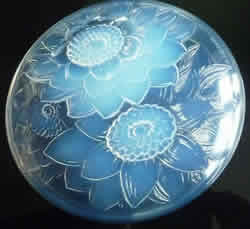 R. Lalique Trois Dahlias Box