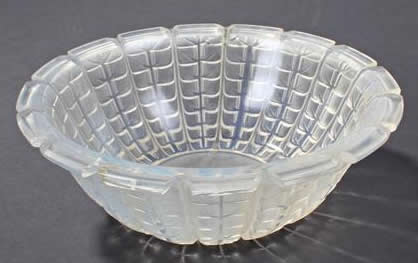 Rene Lalique Bowl Acacia