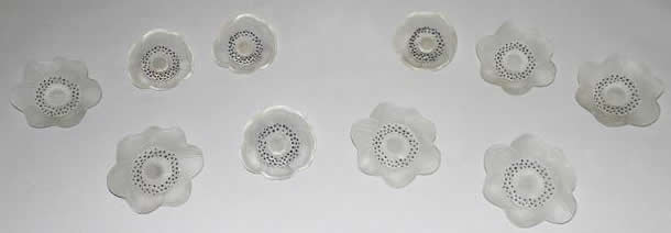Rene Lalique Decoration Anemone Fermee