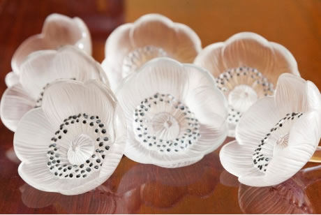 Rene Lalique Paperweight Anemone Fermee
