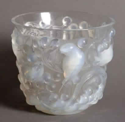 Rene Lalique Vase Avallon