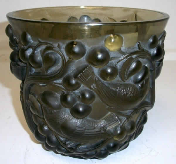 Rene Lalique Vase Avallon