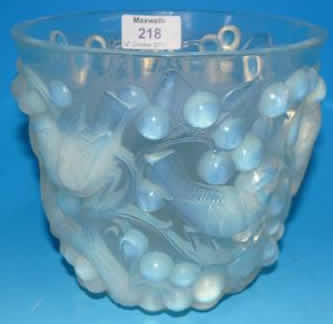 Rene Lalique Vase Avallon