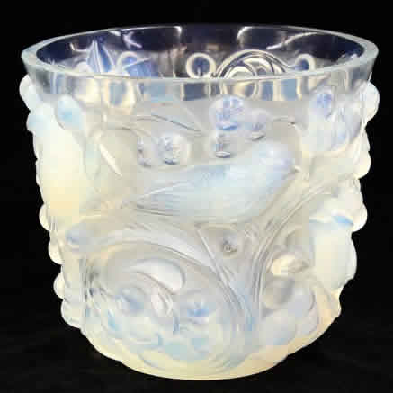 Rene Lalique Vase Avallon