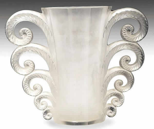 Rene Lalique Vase Beauvais