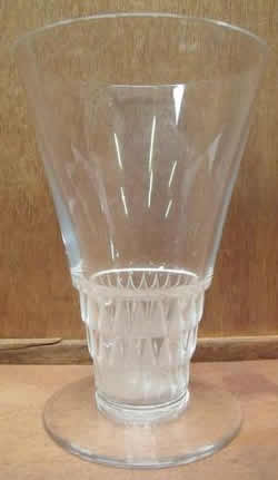 Rene Lalique Glass Bourgueil