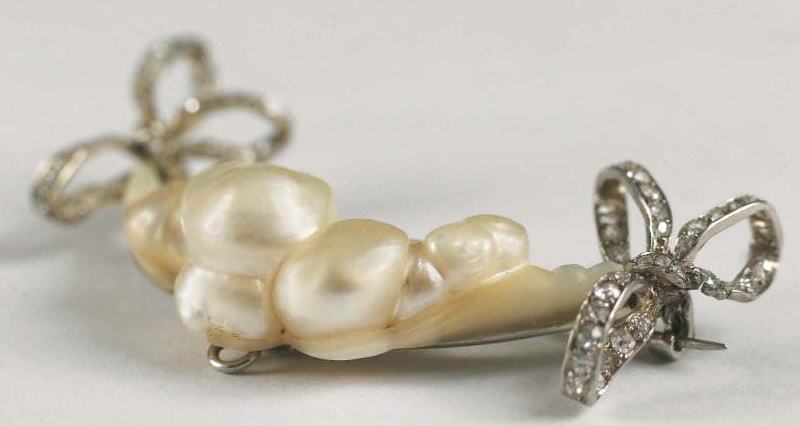 Rene Lalique Bows And Pearls Brooch