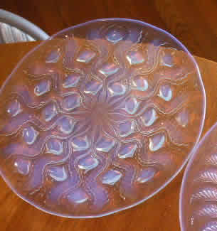 Rene Lalique Plate Bulbes