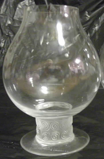 Rene Lalique Chinon-2 Glass