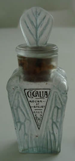 Rene Lalique Perfume Bottle Cigalia-2