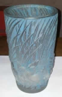 Rene Lalique Vase Coqs et Plumes