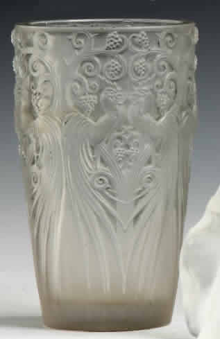 Rene Lalique Vase Coqs Et Raisins