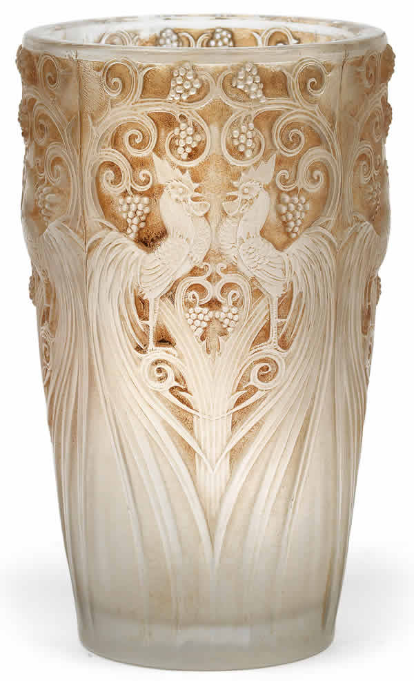 Rene Lalique Vase Coqs Et Raisins