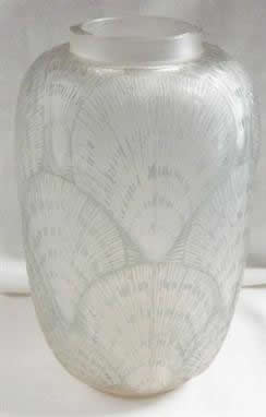 Rene Lalique Vase Coquilles