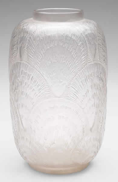 Rene Lalique Vase Coquilles