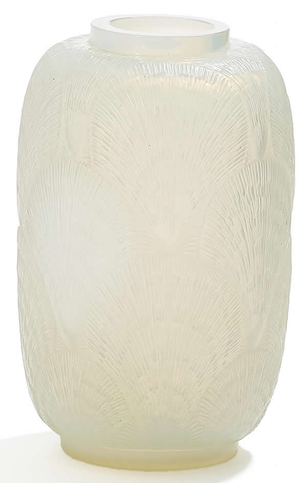 Rene Lalique Vase Coquilles