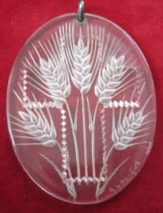 Rene Lalique Pendant Croix Epis