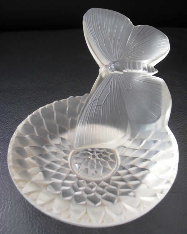 Rene Lalique Cendrier Dahlia Et Papillon