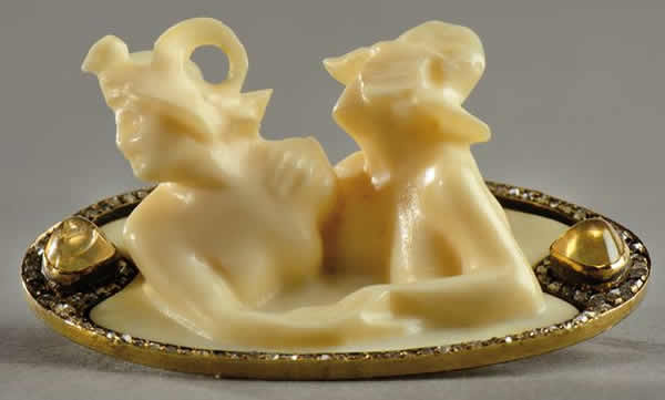 Rene Lalique Deux Baigneurs Casques Brooch