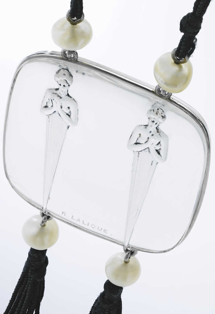 Rene Lalique Deux Caryatids Pendant