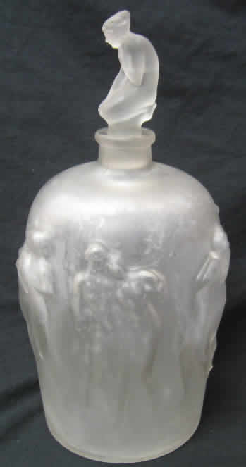 Rene Lalique Vase Douze Figurines Avec Bouchon Figurine
