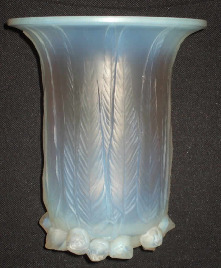 Rene Lalique Vase Eucalyptus