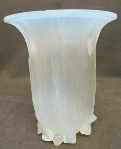 Rene Lalique Vase Eucalyptus