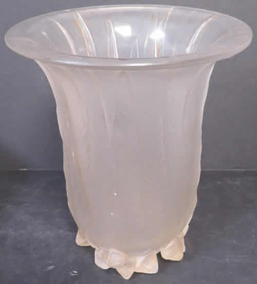 Rene Lalique Vase Eucalyptus