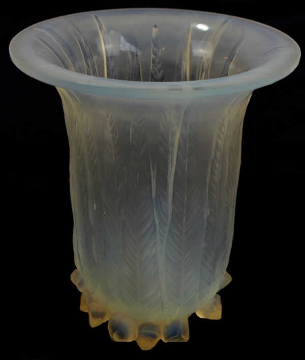 Rene Lalique Vase Eucalyptus