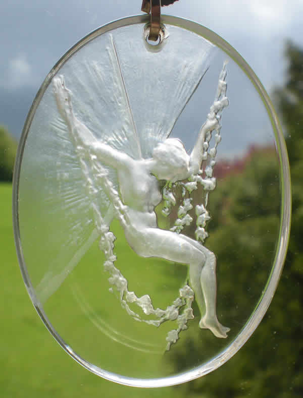 Rene Lalique Pendant Figurine Se Balancant