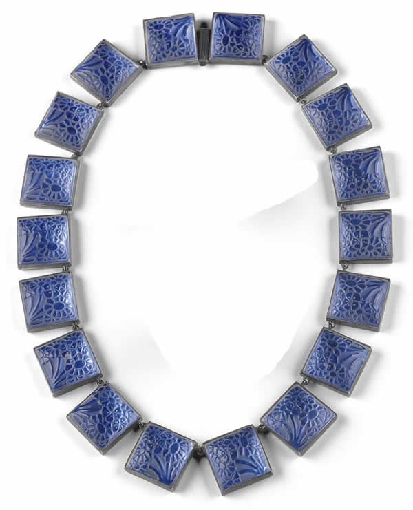 Rene Lalique Fleurettes Gravees Necklace