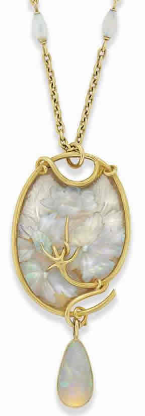 Rene Lalique Fleurs Et Feuillage Pendant