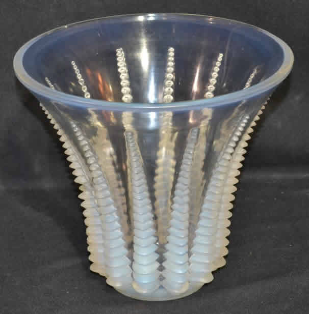 Rene Lalique Opalescent Vase Font-Romeu