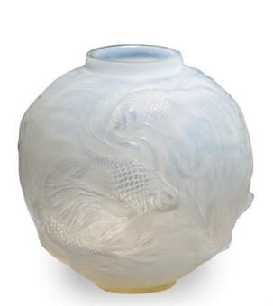 Rene Lalique Vase Formose