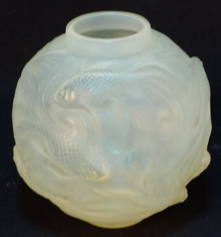 Rene Lalique Vase Formose