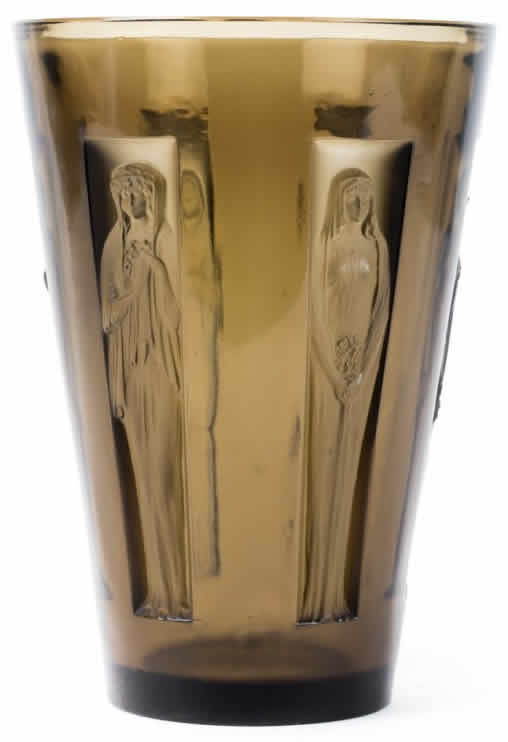 Rene Lalique Vase Gobelet Six Figurines