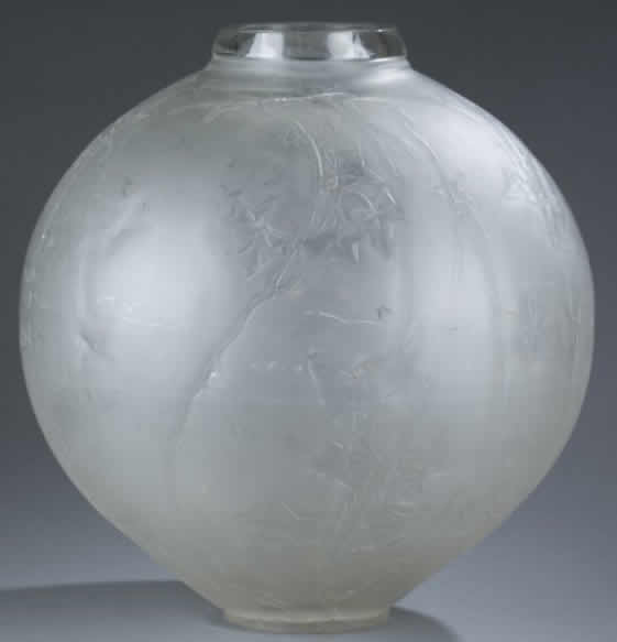 Rene Lalique Vase Grande Boule Lierre