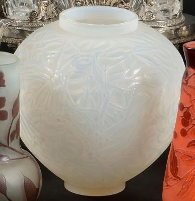Rene Lalique Vase Gui