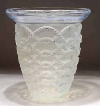 Rene Lalique Vase Guirlandes