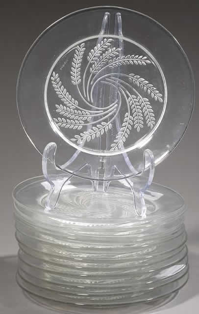 Rene Lalique Assiette Hortense
