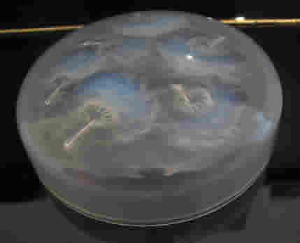 Rene Lalique Boite Houppes