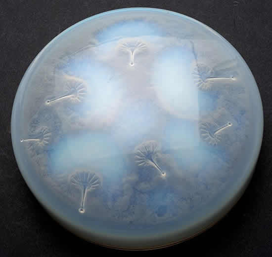 Rene Lalique Powder Box Houppes