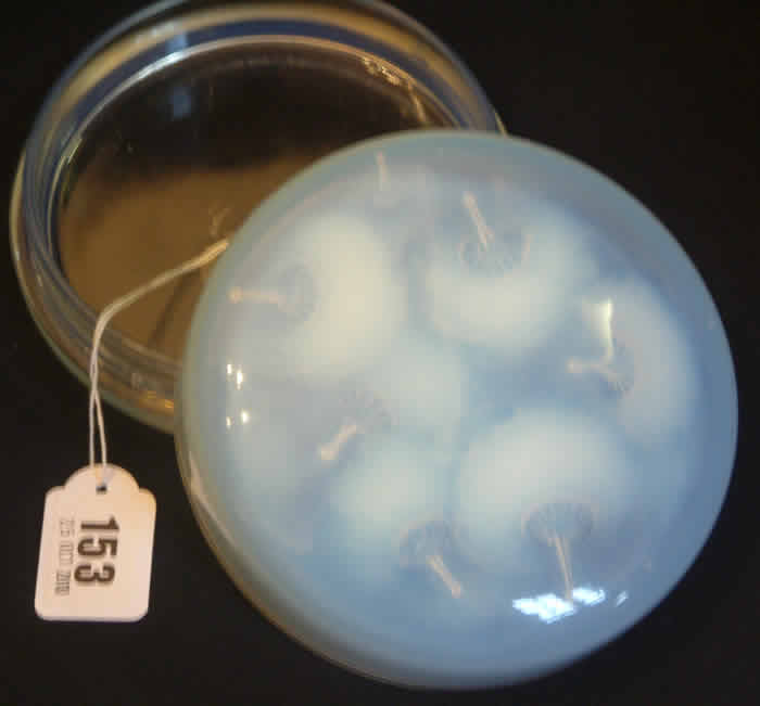 Rene Lalique Powder Box Houppes