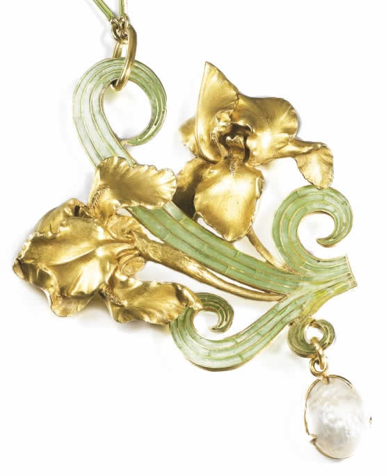 Rene Lalique Iris Pendant