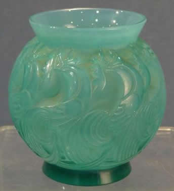 Rene Lalique Vase Le Mans